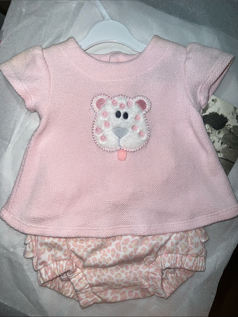 Adorable Vintage 2pc. Pink Knit Set with Cute Applique and Ruffle Butt Bottoms